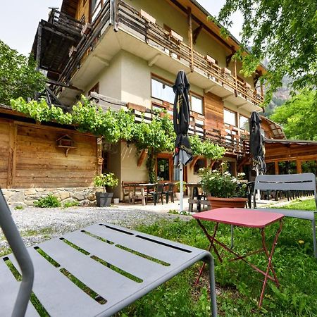 Hotel Restaurant Gites Les 5 Saisons 弗雷斯涅 外观 照片