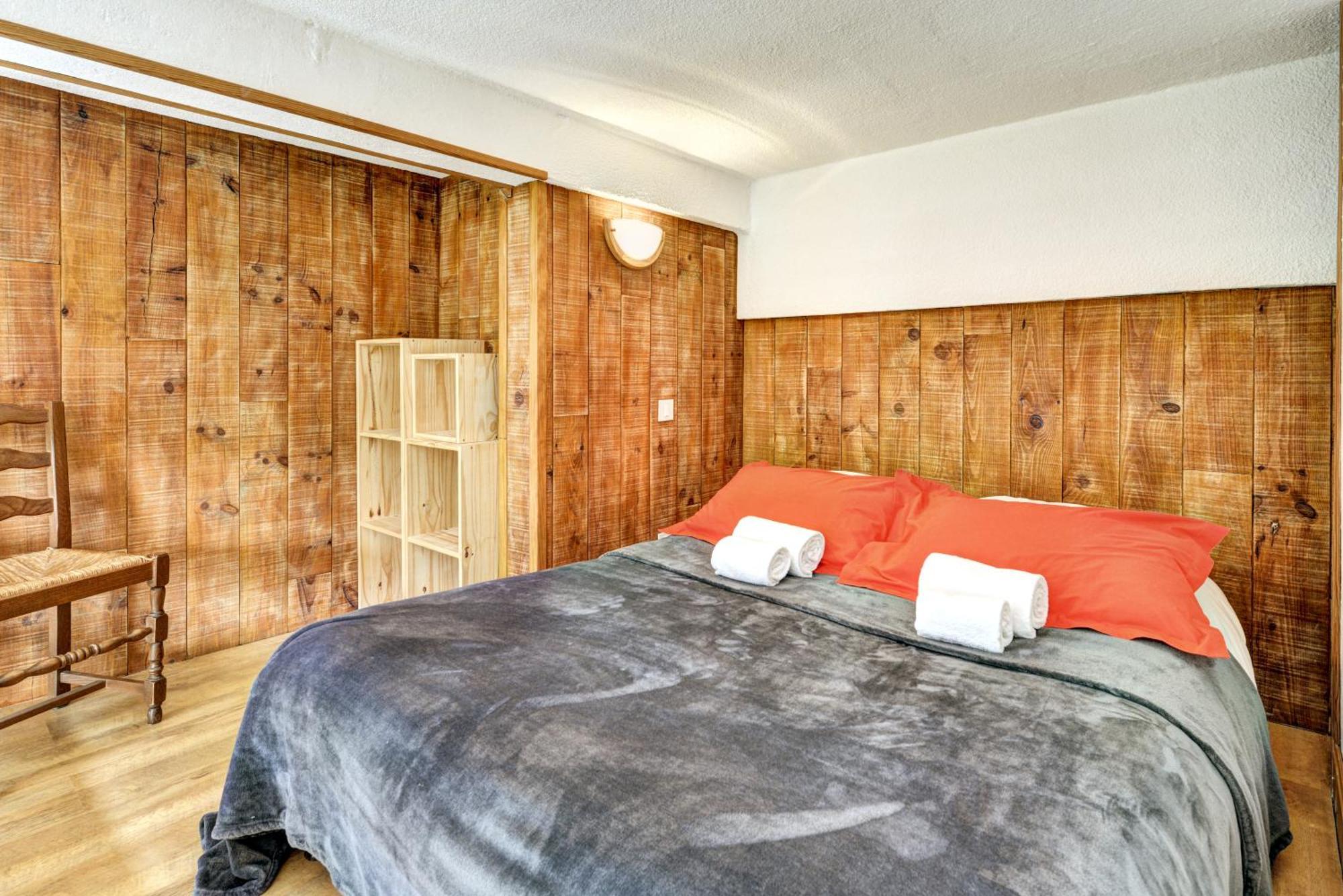 Hotel Restaurant Gites Les 5 Saisons 弗雷斯涅 外观 照片