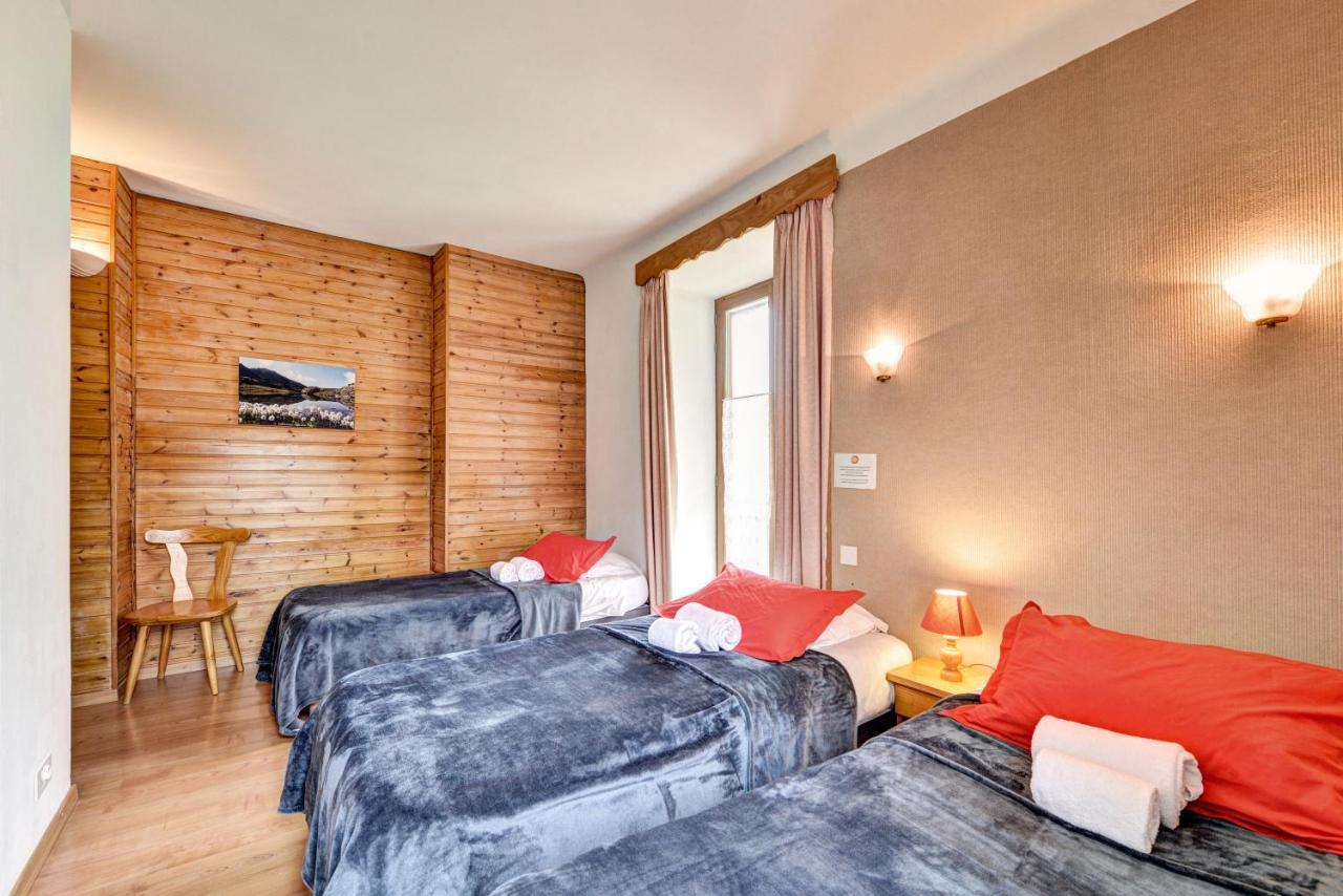 Hotel Restaurant Gites Les 5 Saisons 弗雷斯涅 外观 照片