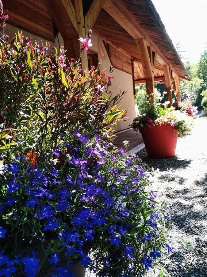 Hotel Restaurant Gites Les 5 Saisons 弗雷斯涅 外观 照片