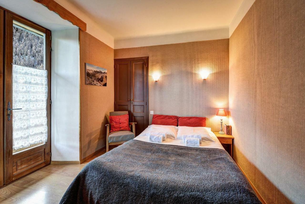 Hotel Restaurant Gites Les 5 Saisons 弗雷斯涅 外观 照片