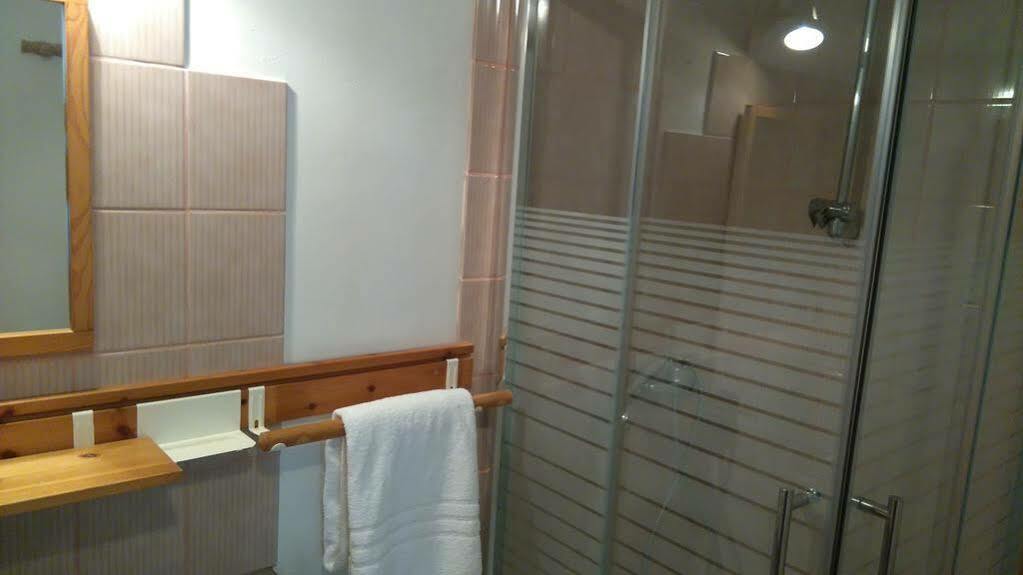 Hotel Restaurant Gites Les 5 Saisons 弗雷斯涅 外观 照片